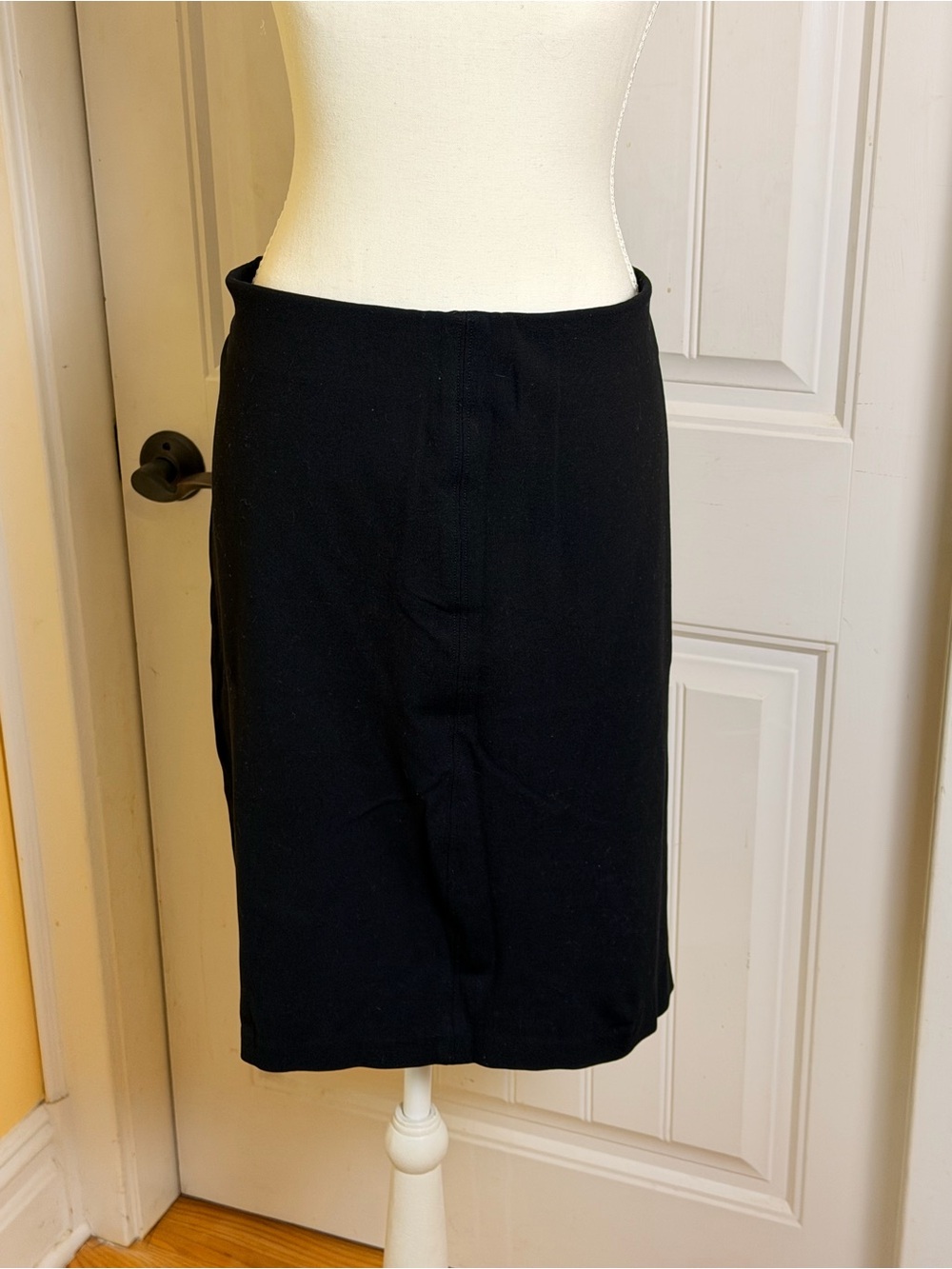 Roz & Ali Black Knit Pencil Skirt